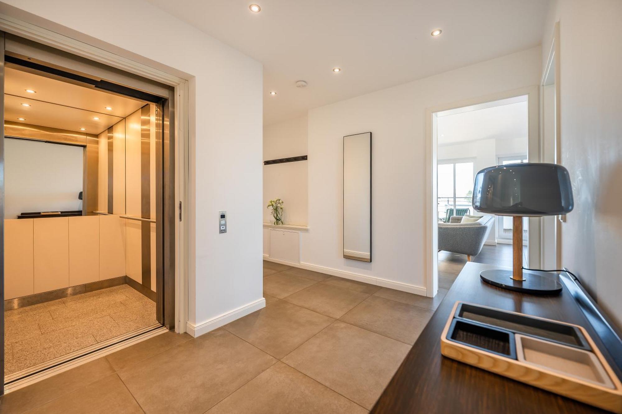 Villa Lindholm Wohnung 5 Penthouse บินซ์ ภายนอก รูปภาพ